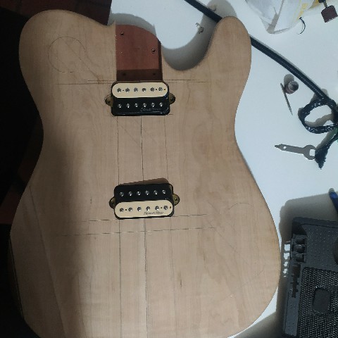 Fotografía guitarra modelo Custom Teleca de ED Guitars
