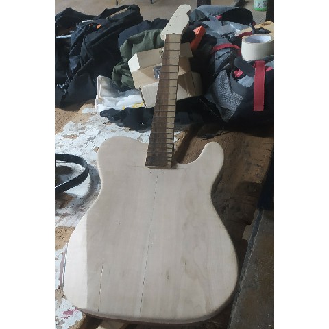 Fotografía guitarra modelo Custom Teleca de ED Guitars
